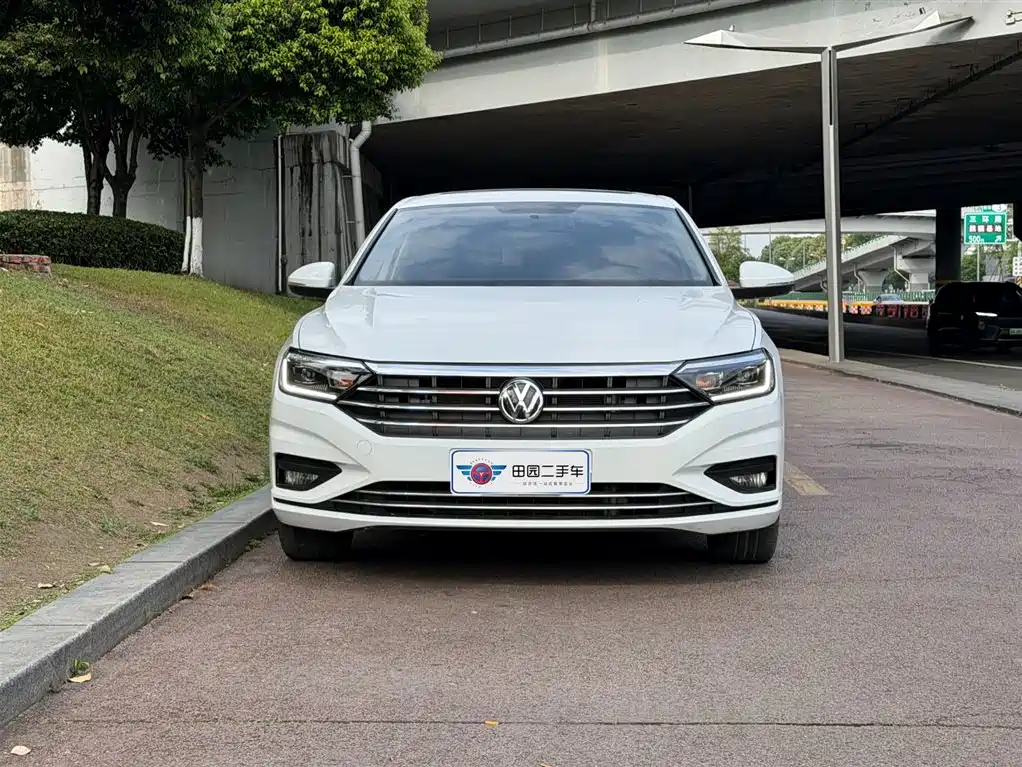 Volkswagen Sagitar 2022 280TSI DSG Surpassing Edition фото 2