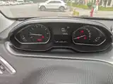 Фото 4 - Peugeot 2008