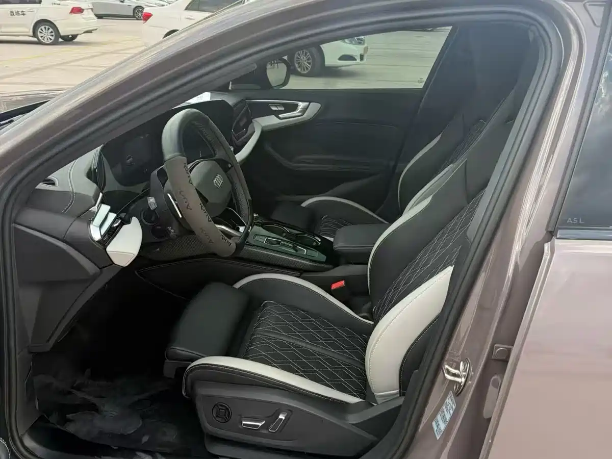 Audi A5L 2025 2026 2.0T Blazing Star Edition