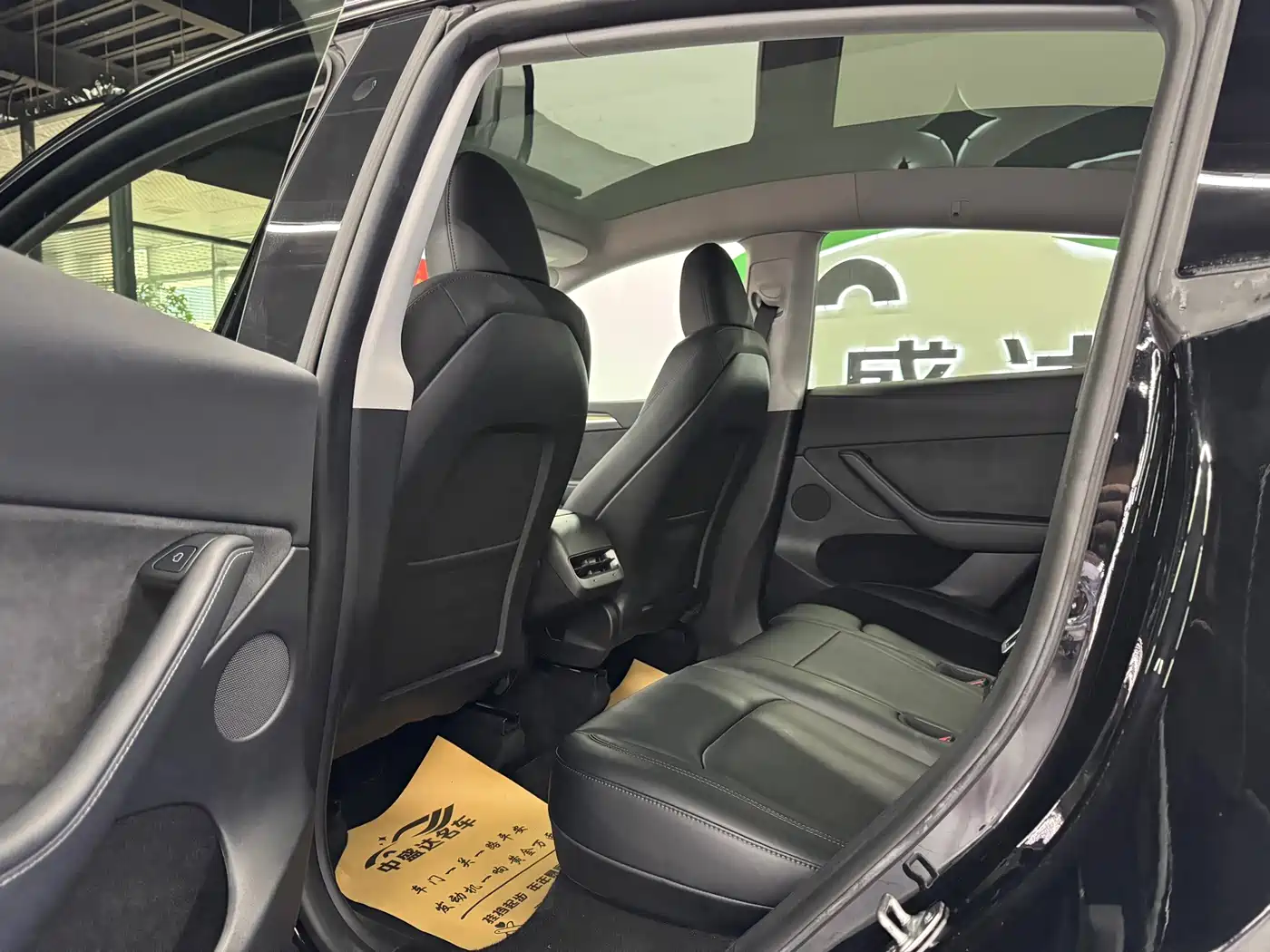 Фото 8 - Tesla Model Y