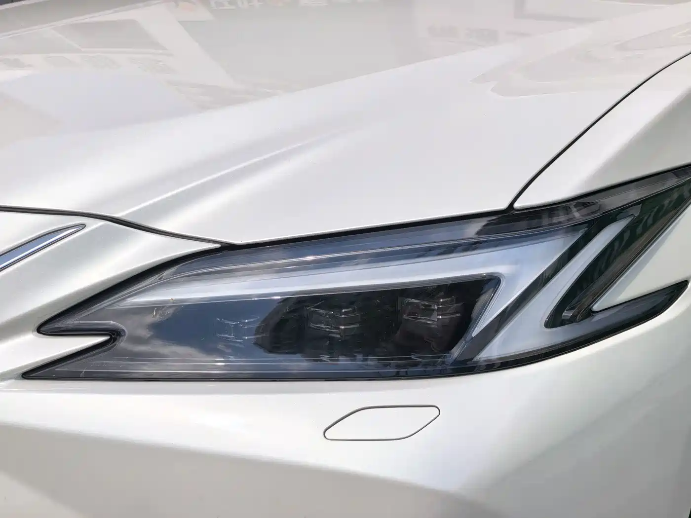 Lexus ES 2025 2025 200 Ultimate Edition