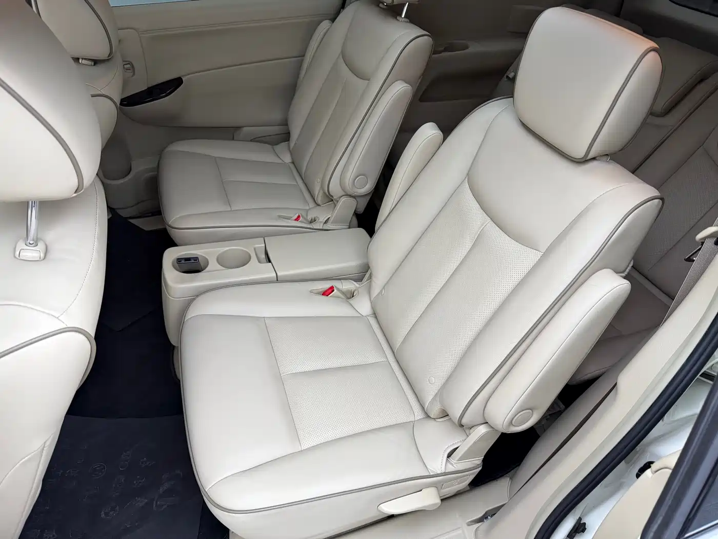 Nissan Quest 2015 3.5L SL фото 27