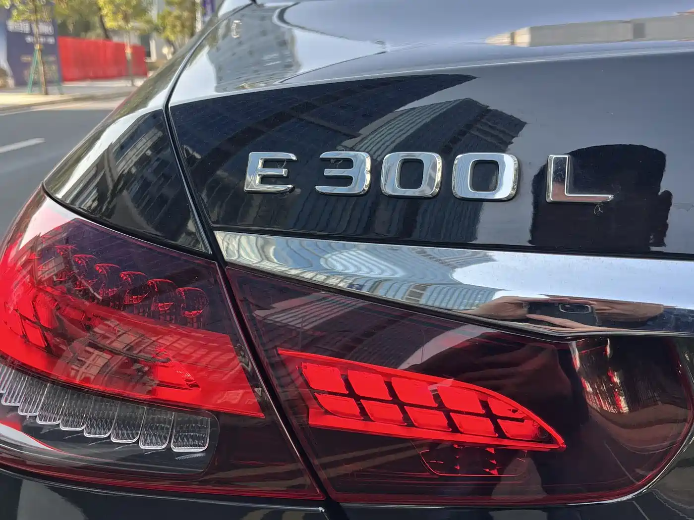 Mercedes-Benz E-Class 2023 E 300 L Luxury фото 31