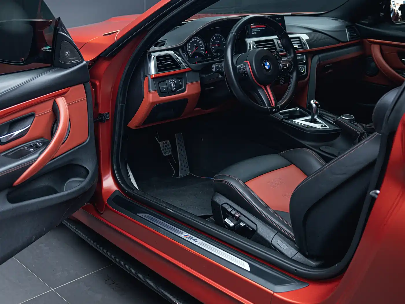 Фото 10 - BMW M4