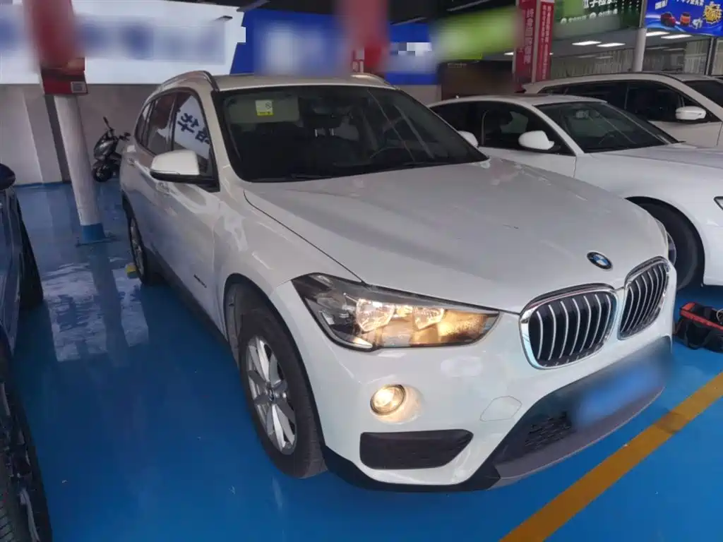 BMW X1 2016 sDrive18Li Fashion Model фото 22