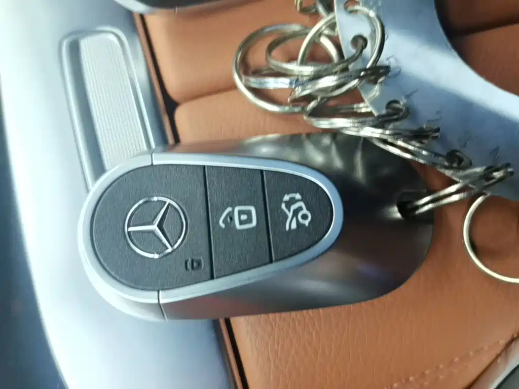 Mercedes-Benz GLC 2026 2025 GLC 300 L 4MATIC Luxury 5-seater