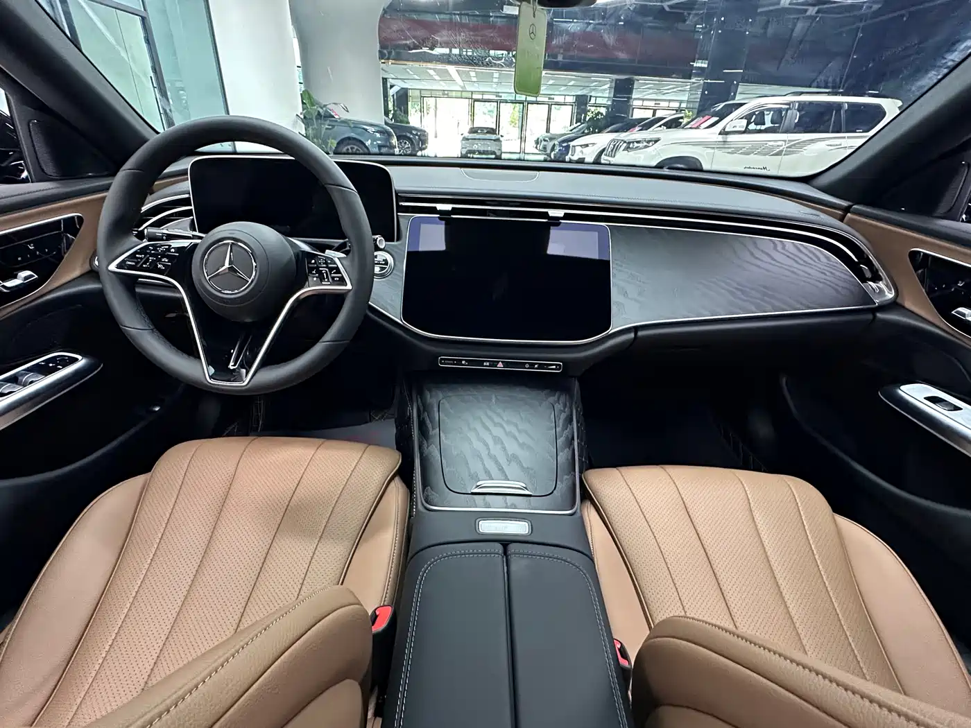 Mercedes-Benz E-Class (Import) 2024 E 260 Sport Edition фото 5