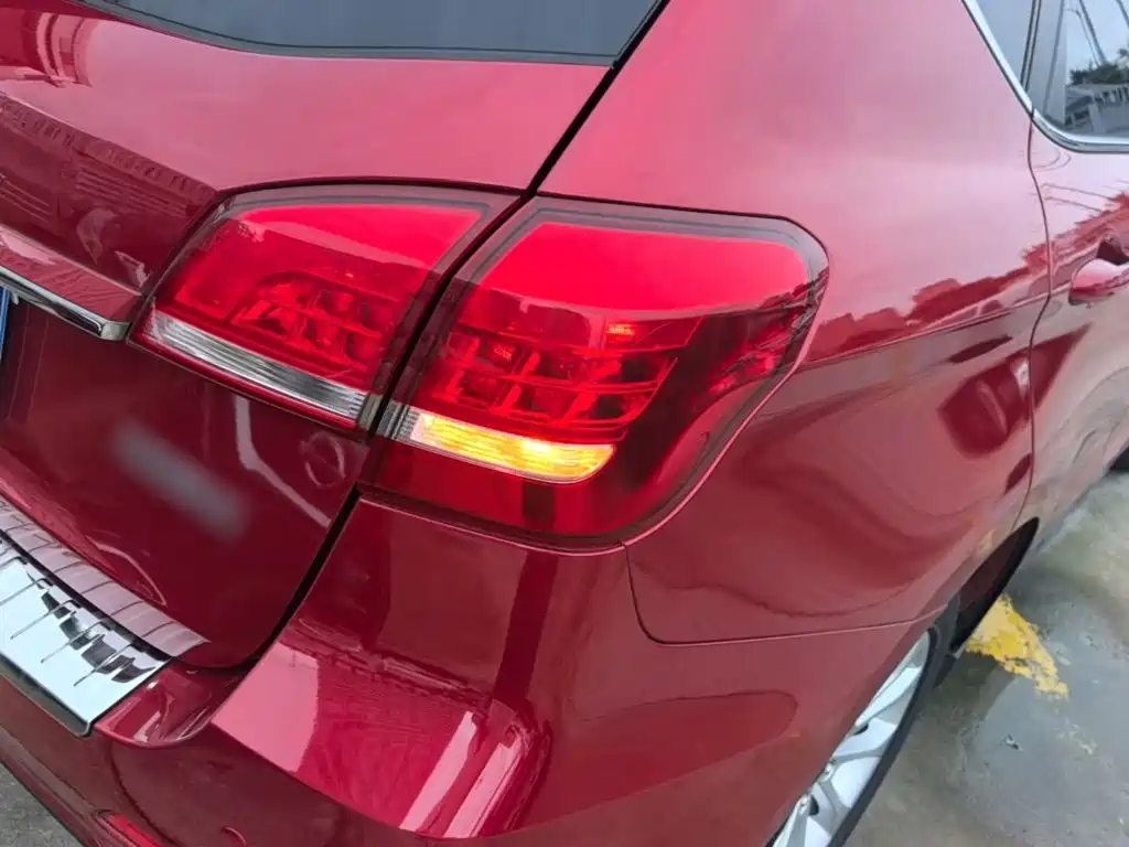 Фото 8 - Haval H2