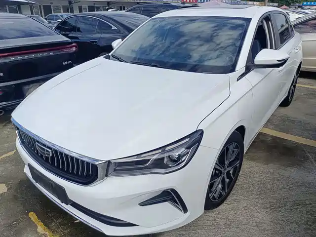 Geely Emgrand 1.5L CVT, Премиум, 4-е поколение