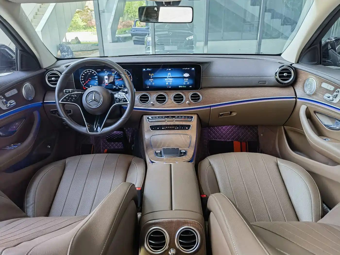 MERCEDES-BENZ E CLASS