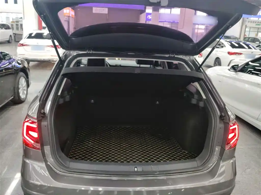 Volkswagen C-TREK 2017 1.6L Automatic Comfort фото 15