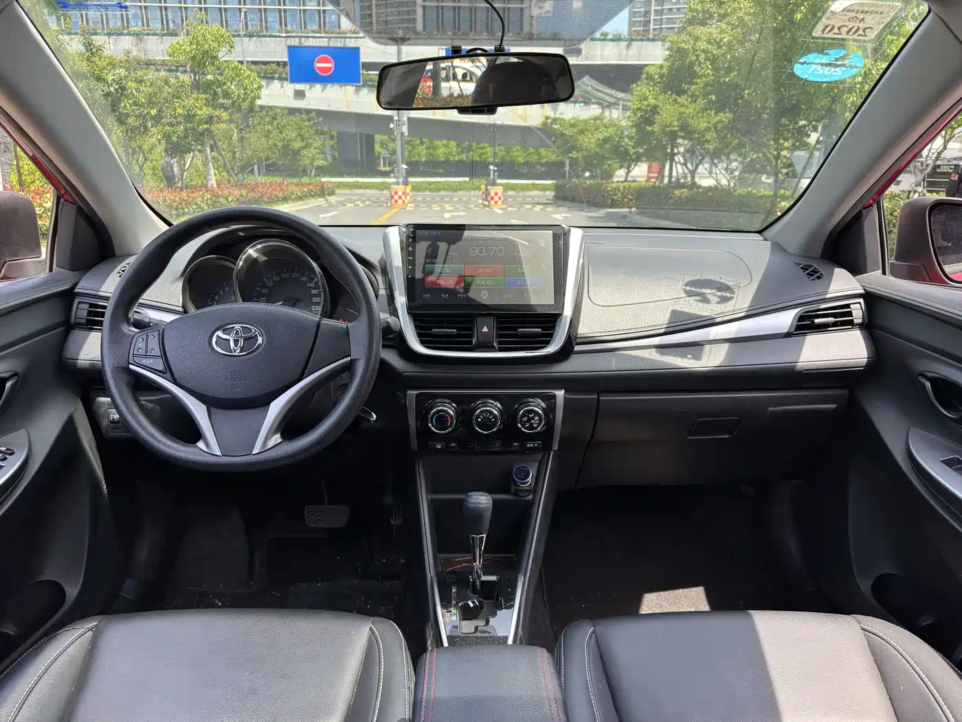 Toyota Vios FS 2017 1.5L CVT Trend Edition фото 12