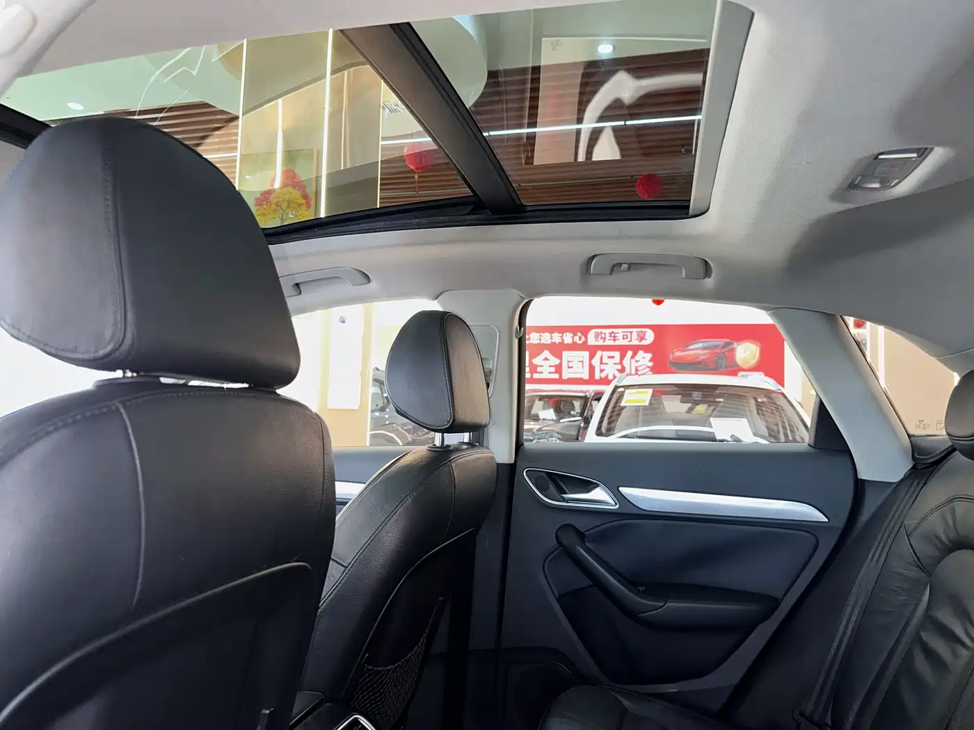 Audi Q3 2015 35 TFSI quattro Technology фото 14