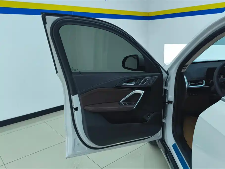 BMW X1 2023 sDrive25Li X Design Package фото 7