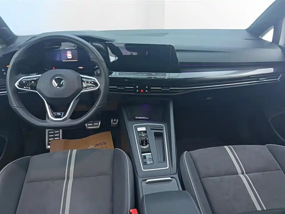 Volkswagen Golf 2023 Facelift 280TSI DSG R-Line Lite фото 12
