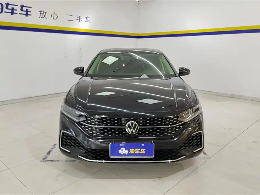 Volkswagen Passat 2022 330TSI Starlight Elite Edition фото 2