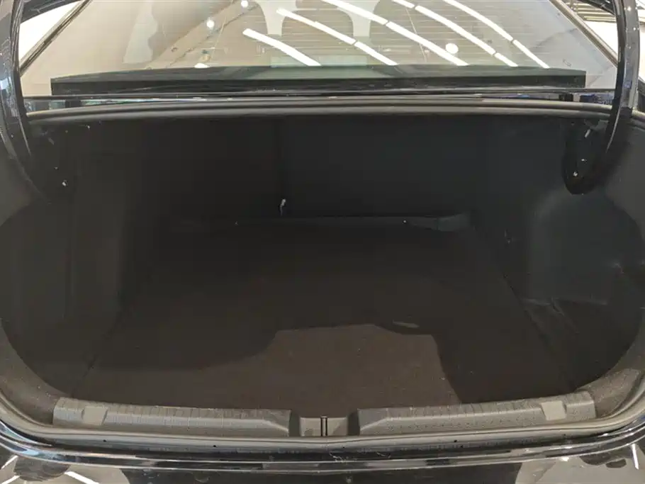 Volkswagen Lavida 2022 280TSI DSG Comfort Edition фото 4