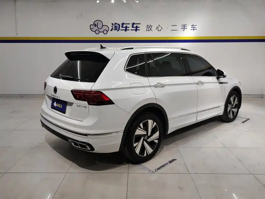 Volkswagen Tiguan L 2023 Facelift 330TSI Auto FWD R-Line Premium фото 3
