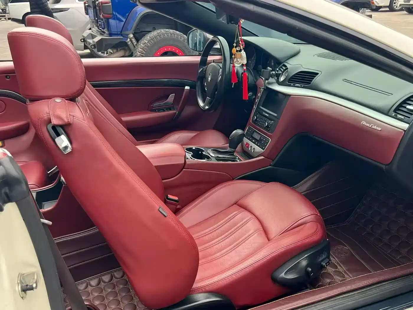 Maserati GranCabrio 2011 2010 4.7L Automatic