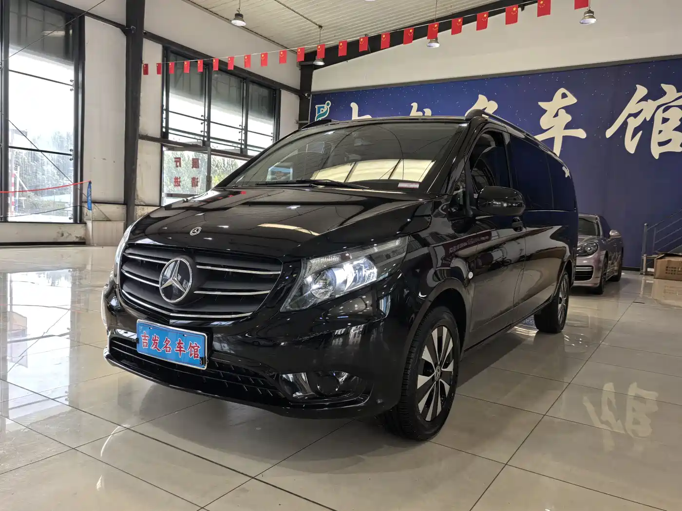 Mercedes-Benz Vito 2021 2.0T Elite 7-Seater
