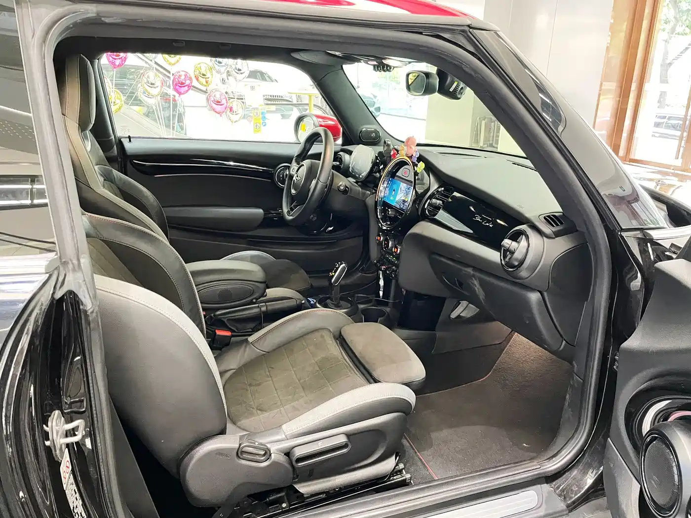 MINI 2022 2.0T COOPER S Classic фото 10