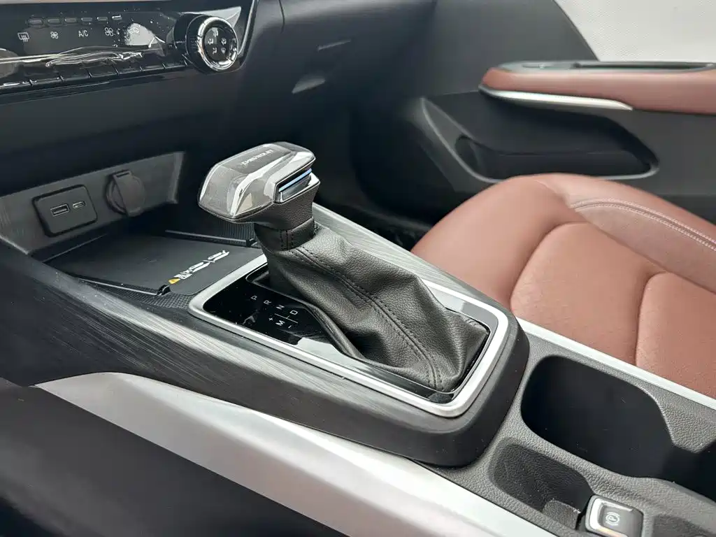 Chevrolet Monza 2024 2024 1.5L Dual-Clutch Delight Edition