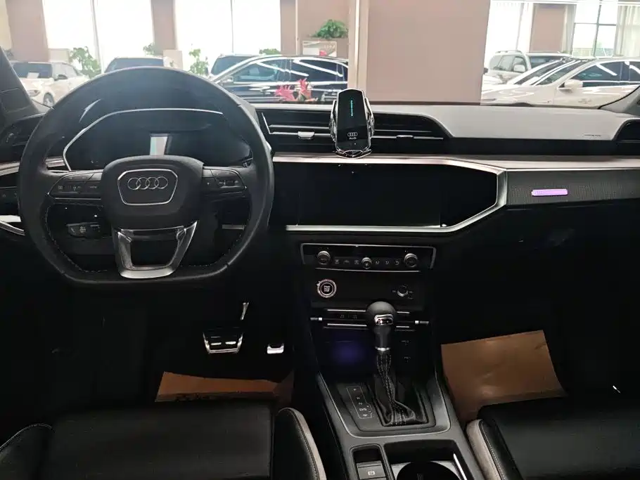 Audi Q3 2024 2024 35 TFSI Fashion Sport