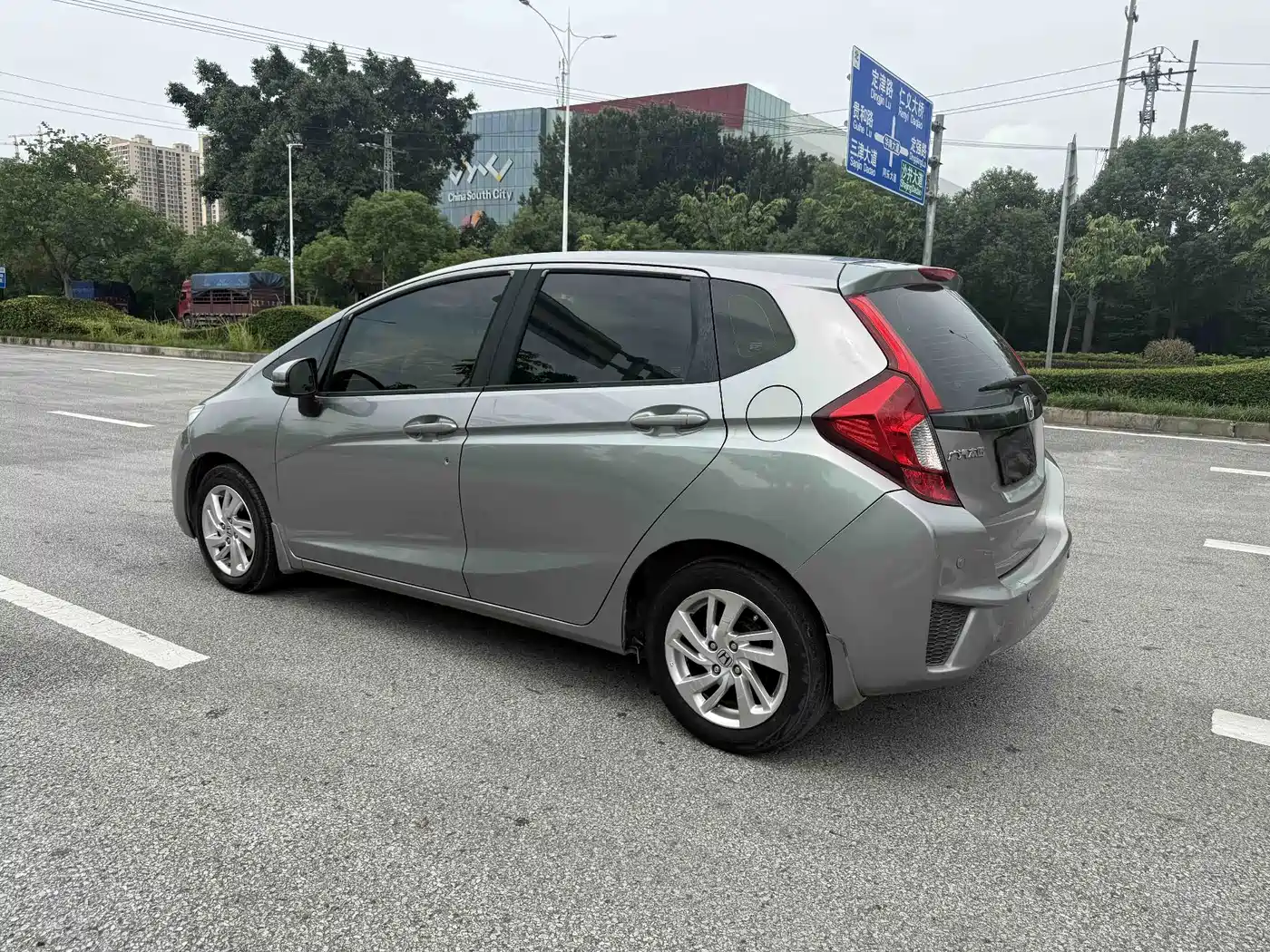 Фото 9 - Honda Fit
