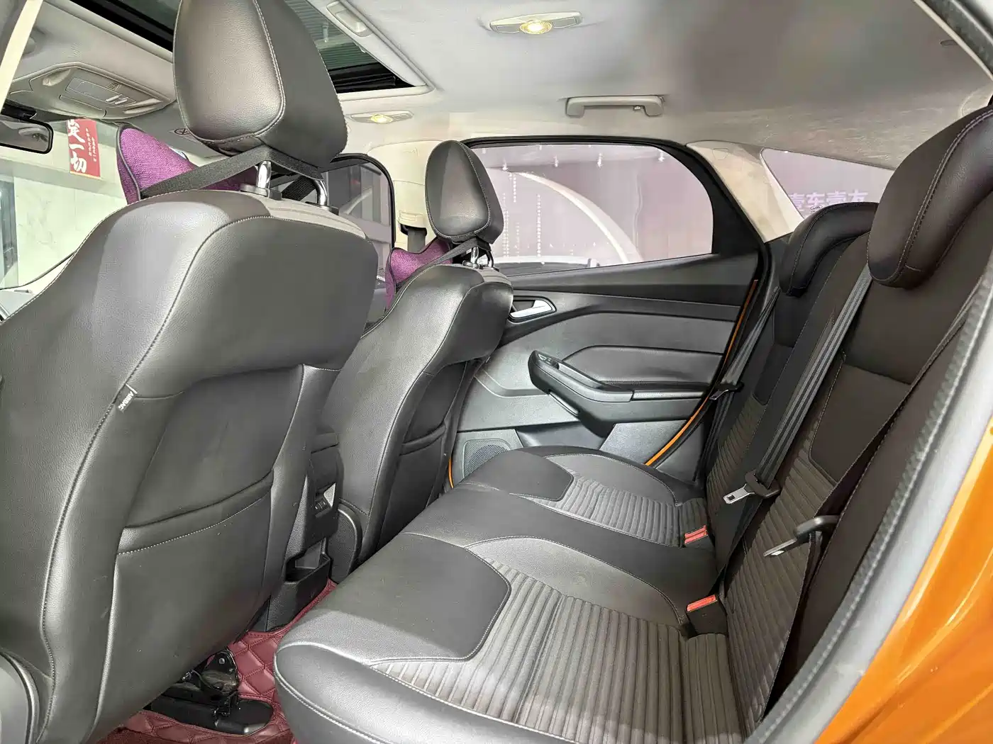 Фото 7 - Ford Focus