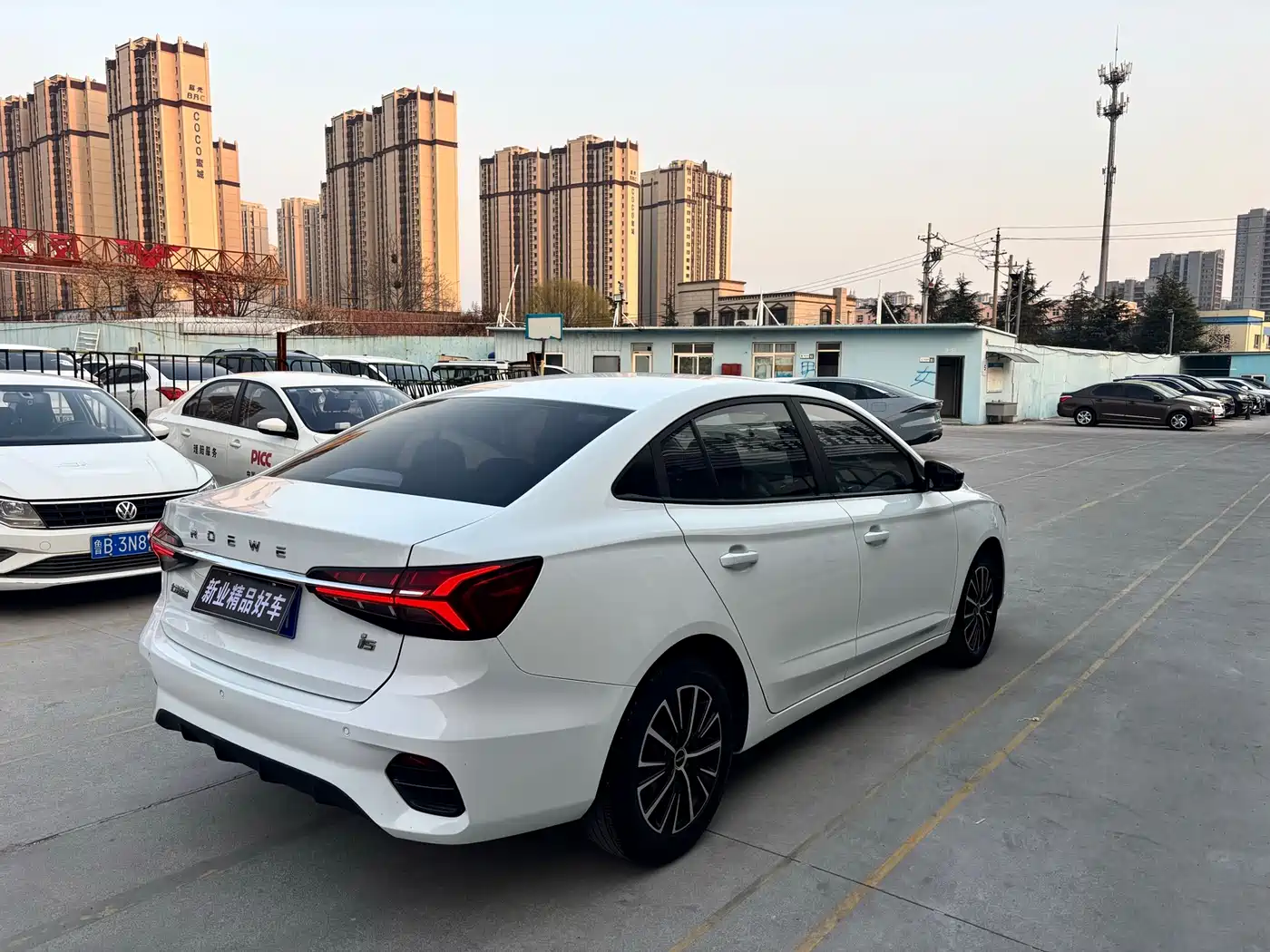 ROEWE I5