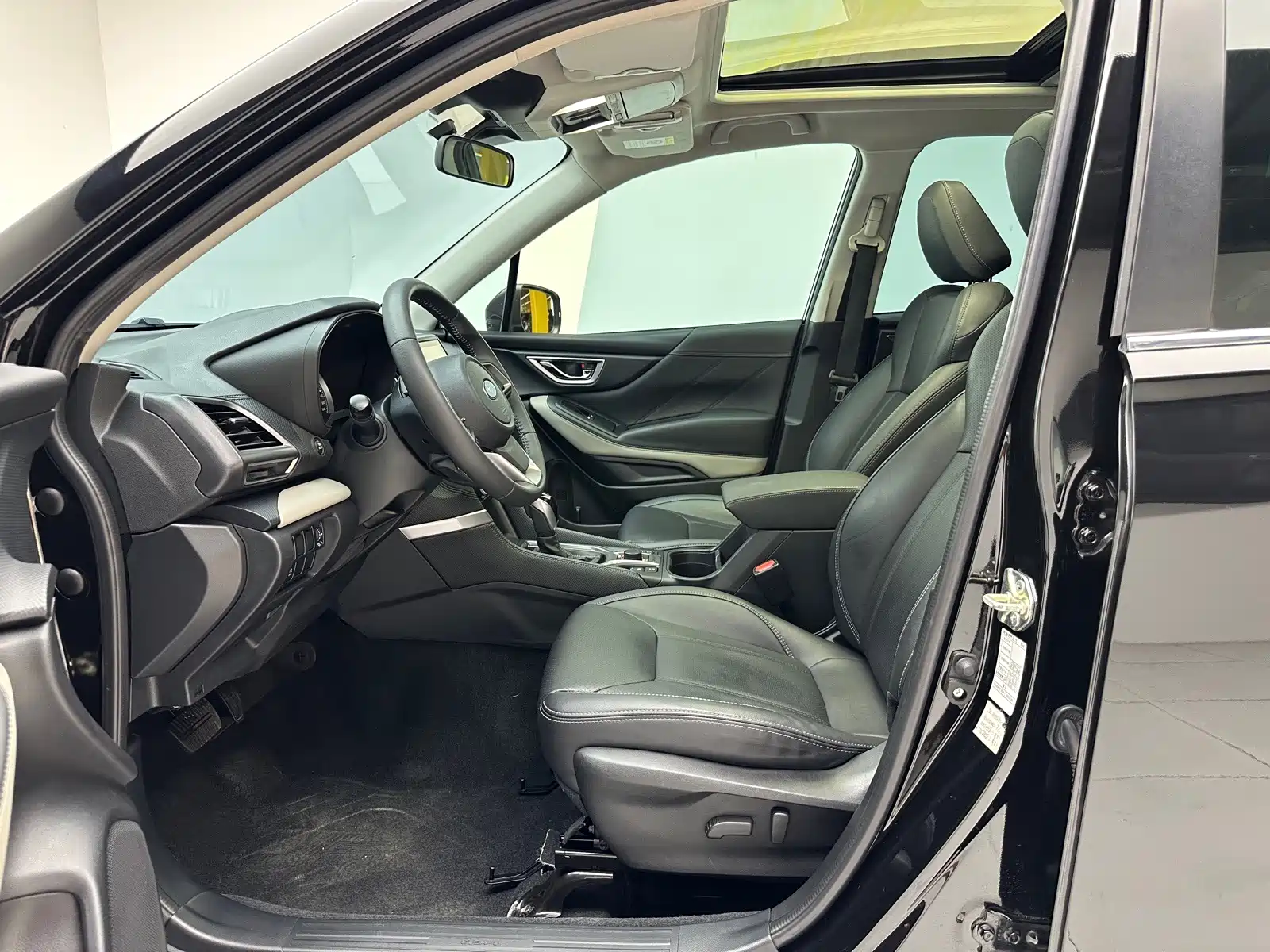 Фото 4 - Subaru Forester