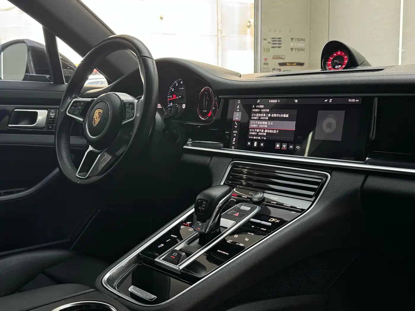 Porsche Panamera 2017 Panamera 3.0T фото 14