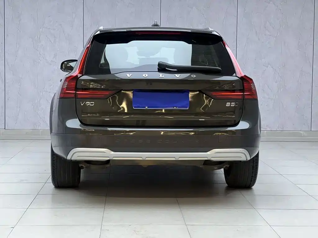 Volvo V90 2021 2021 Model Cross Country B5 AWD Premium Smart Edition