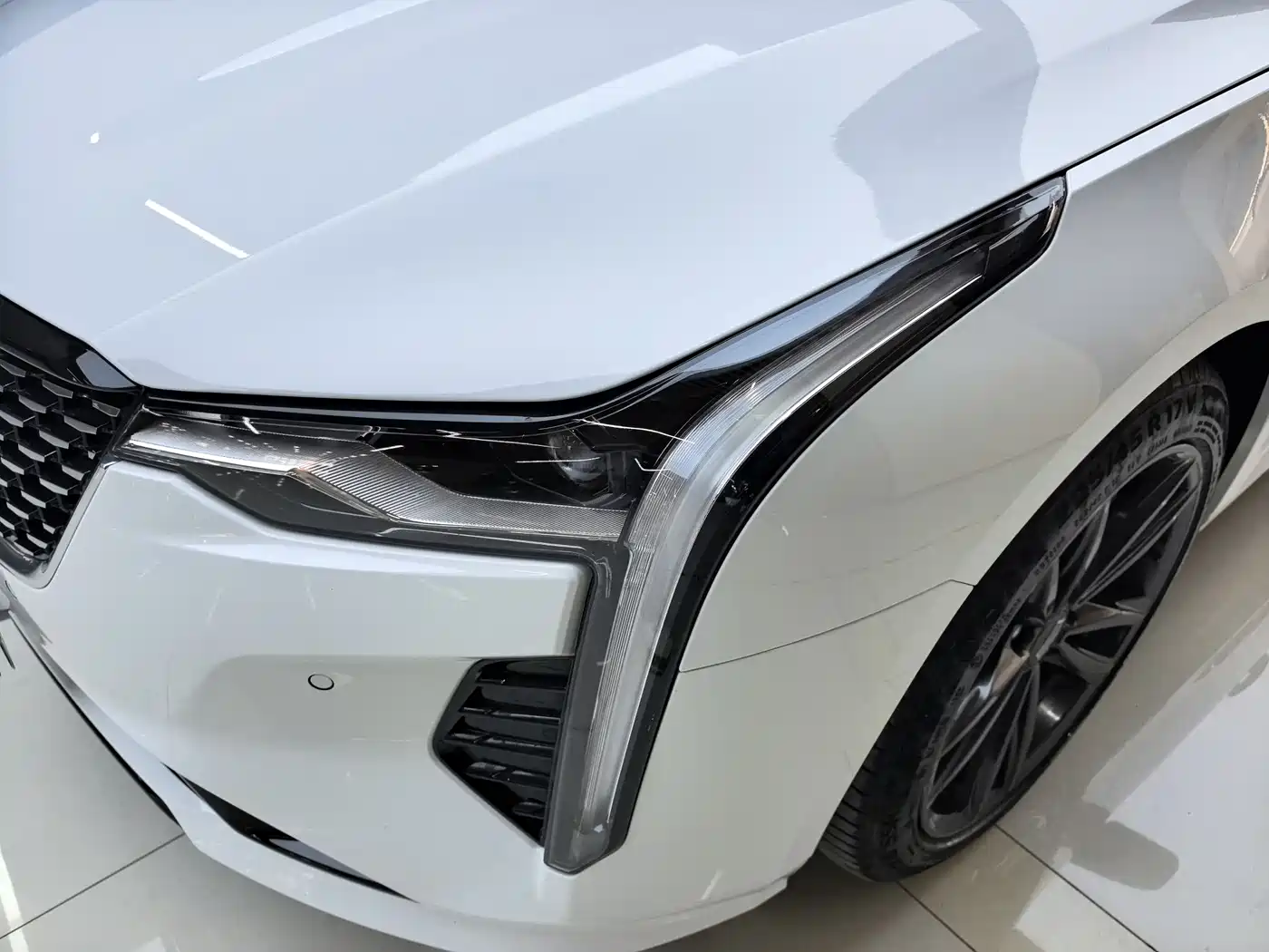 CADILLAC CT4