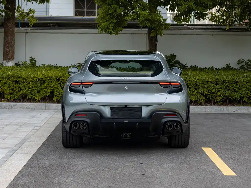 Ferrari Purosangue 2025 2023 6.5L V12