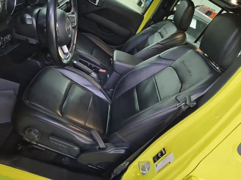 Jeep Wrangler 4xe 2024 2022 4-Door 2.0T 4xe Sahara Fluorescent Yellow Limited Edition