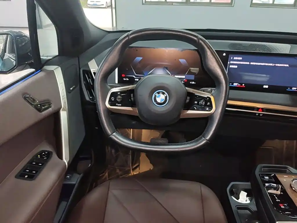 BMW iX 2023 2022 xDrive40