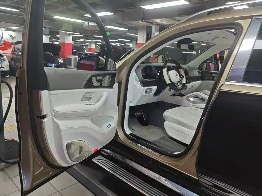 Mercedes-Benz Maybach GLS 2024 2022 GLS 600 4MATIC Etiquette Edition