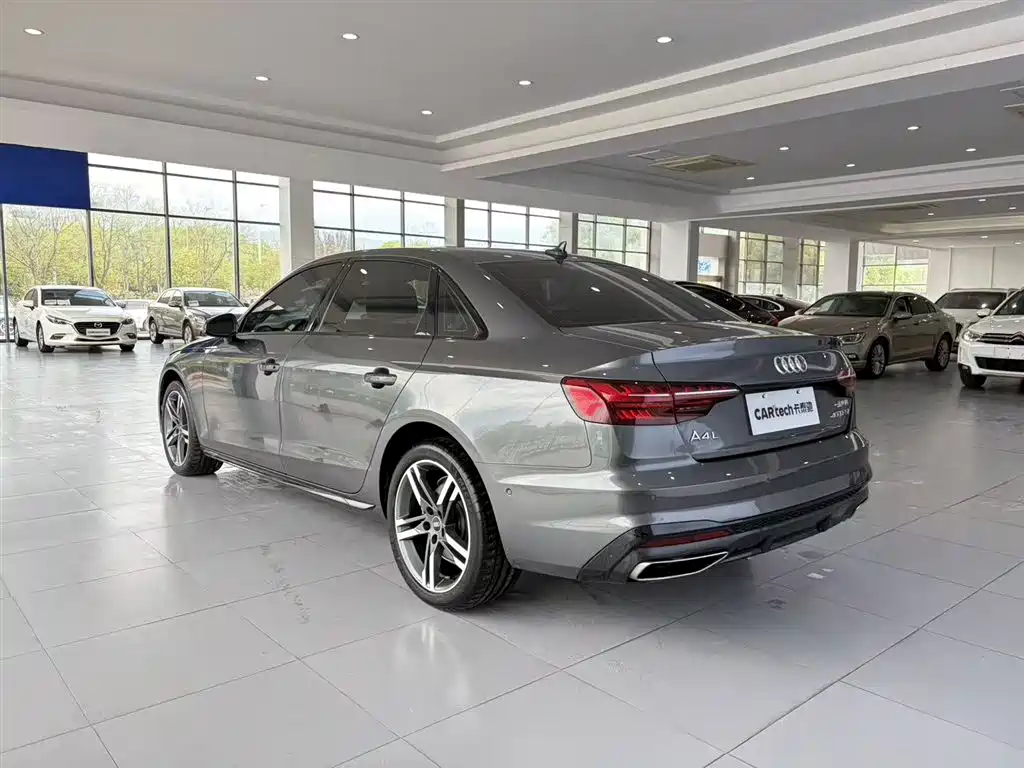 Audi A4L 2022 40 TFSI Luxury Dynamic фото 6