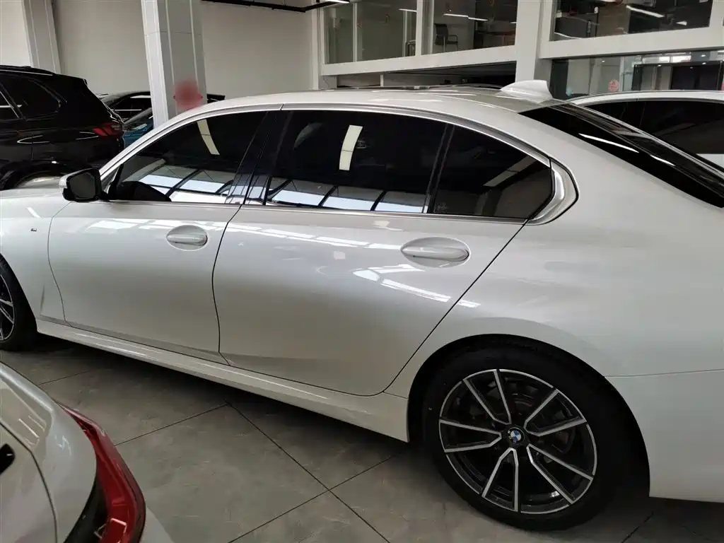 BMW 3 Series 2021 Second Facelift 325Li M Sport Package фото 23