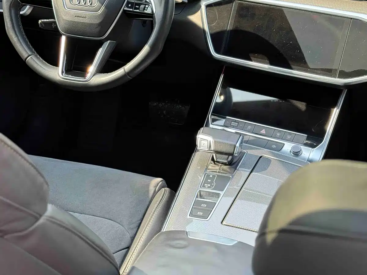Audi A6L 2021 45 TFSI quattro Exclusive Elegance фото 8