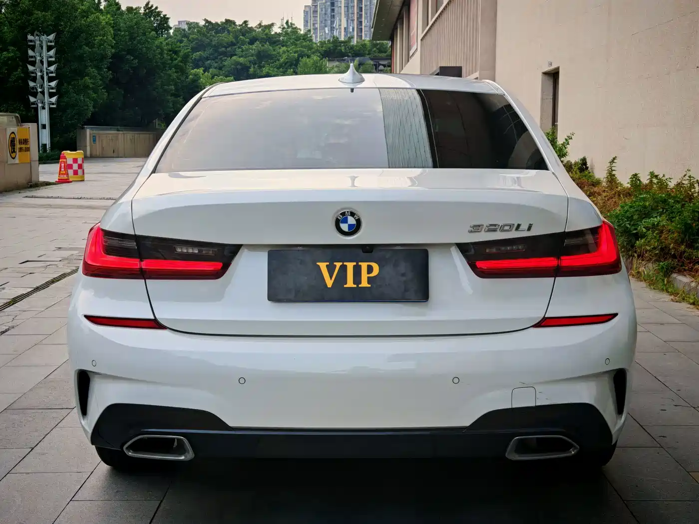 Photo 5 - BMW 3 Series