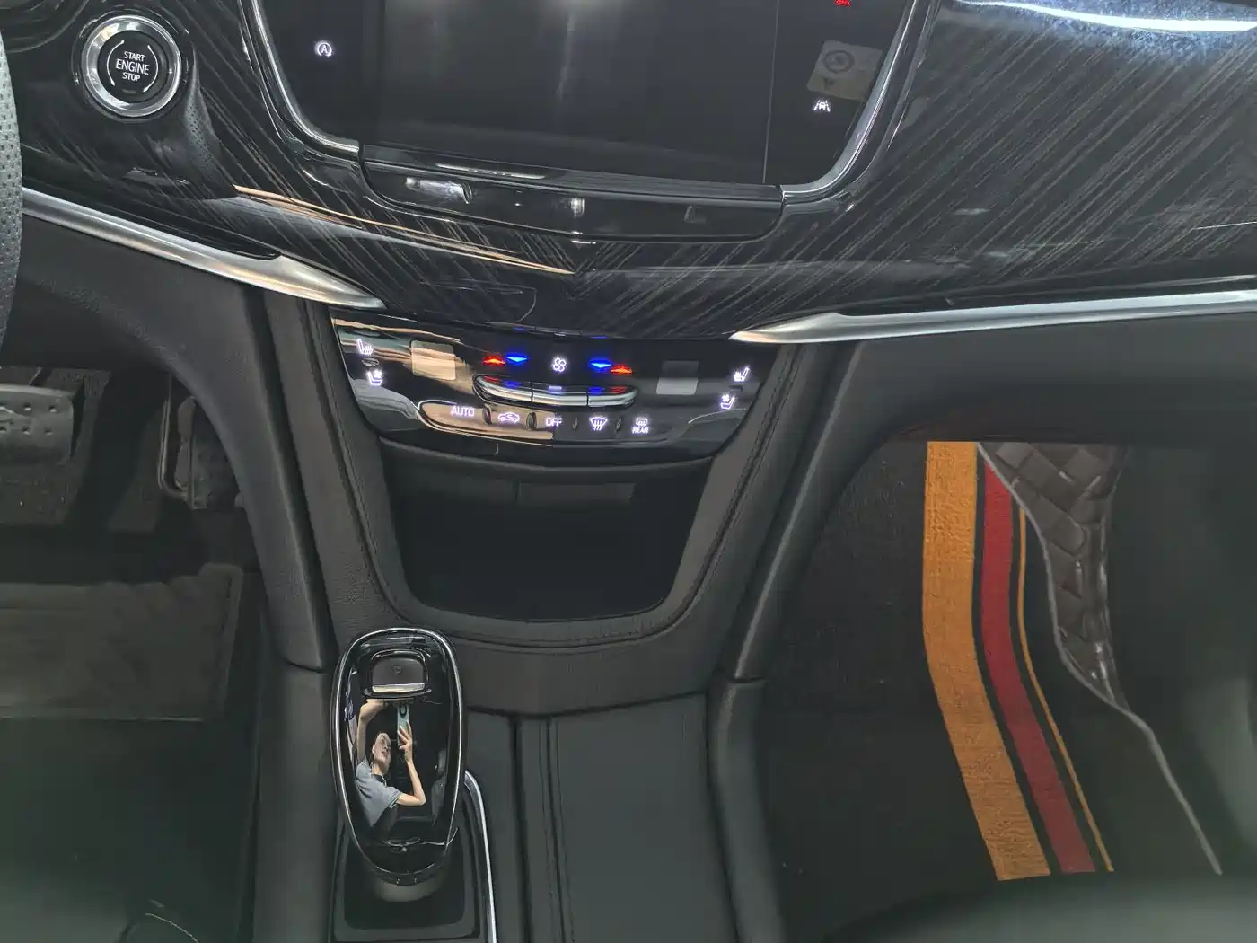 Cadillac XT6 2024 2022 2.0T 7-Seater 4WD Luxury Edition