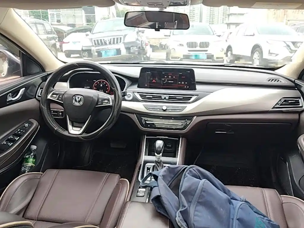 Changan Raeton CC 2019 2018 1.5T Auto Smart Elegance China V