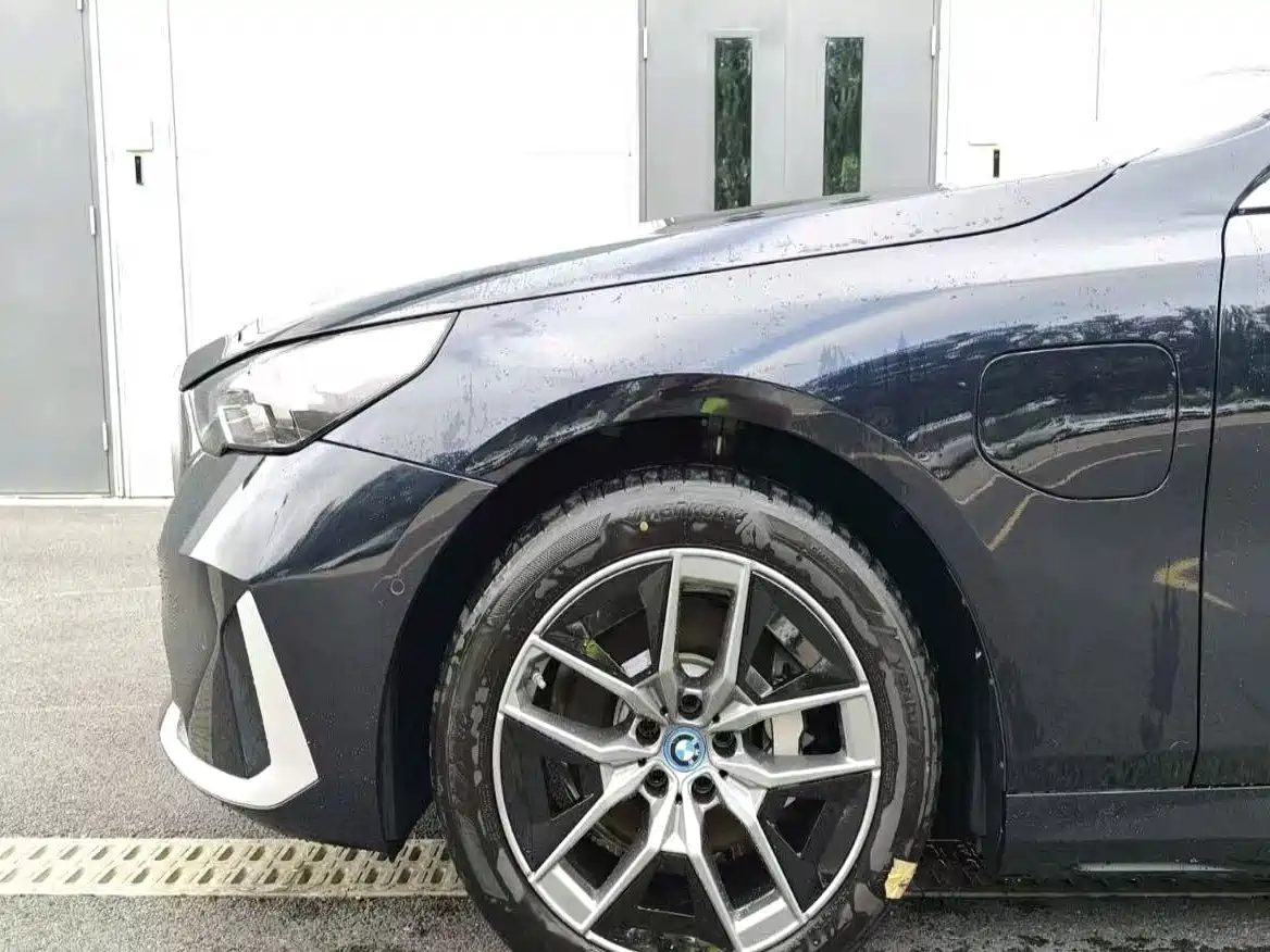 BMW i5 2026 2024 eDrive 35L Premium Luxury Package