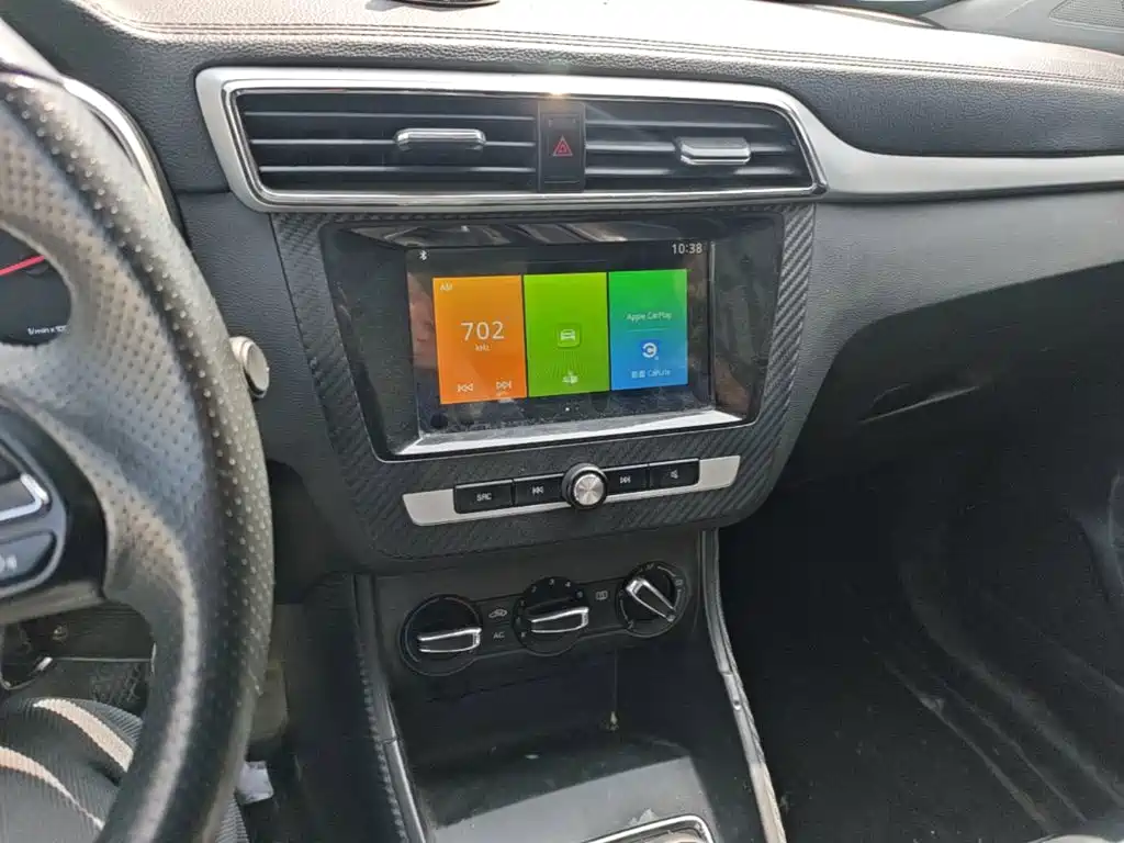 MG ZS 2020 2019 1.5L Manual 65-inch Panoramic Sunroof Global Edition (China VI)