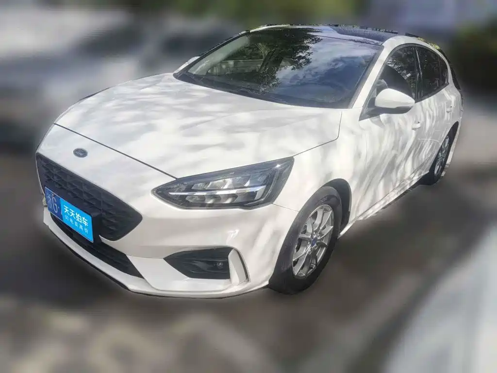 Ford Focus 2022 2021 Hatchback EcoBoost 180 Auto Trend