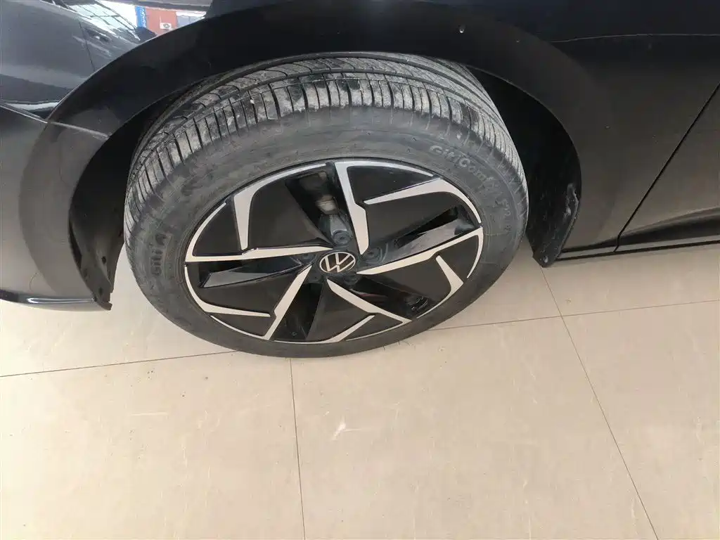 Volkswagen Lavida 2023 300TSI DSG Starlight Eternal Comfort Edition фото 23