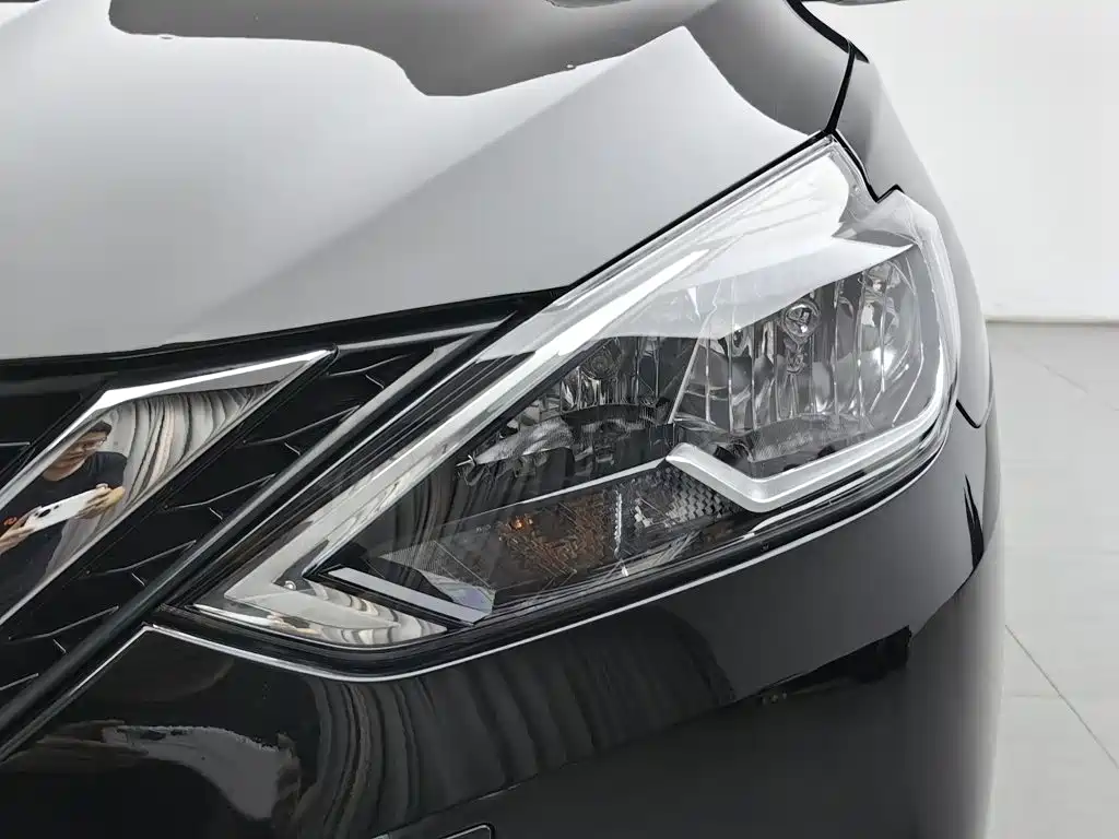 Фото 7 - Nissan Sylphy