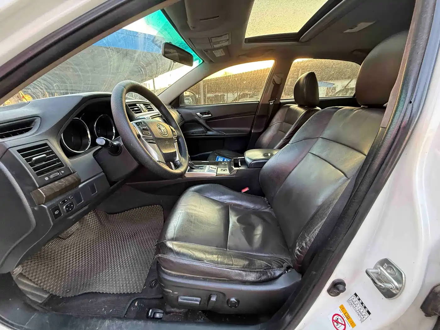 Toyota Reiz 2013 2.5V Elite Edition фото 7